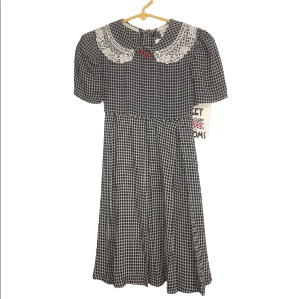 Girls Sz 5 dress Sweet Blossoms black & white check Lace Collar Christmas